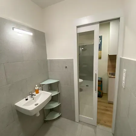 Garsoniera Centr, Na Hradbach 118 Appartement