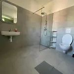 Garsoniéra Centr, Na Hradbách 118