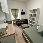 Appartement Garsoniéra Centr, Na Hradbách 118 *