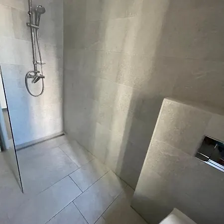 Garsoniera Centr, Na Hradbach 118 * Острава