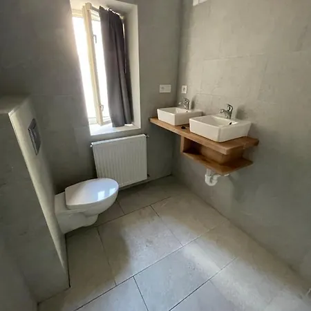 Апартаменти Garsoniera Centr, Na Hradbach 118