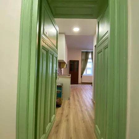 Garsoniera Centr, Na Hradbach 118 * Ostrava