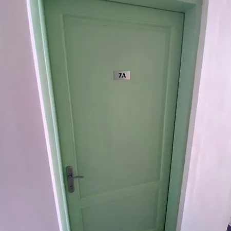 Garsoniera Centr, Na Hradbach 118