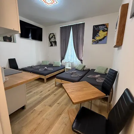 Garsoniera - Centrum U Jiraskova Namesti Острава