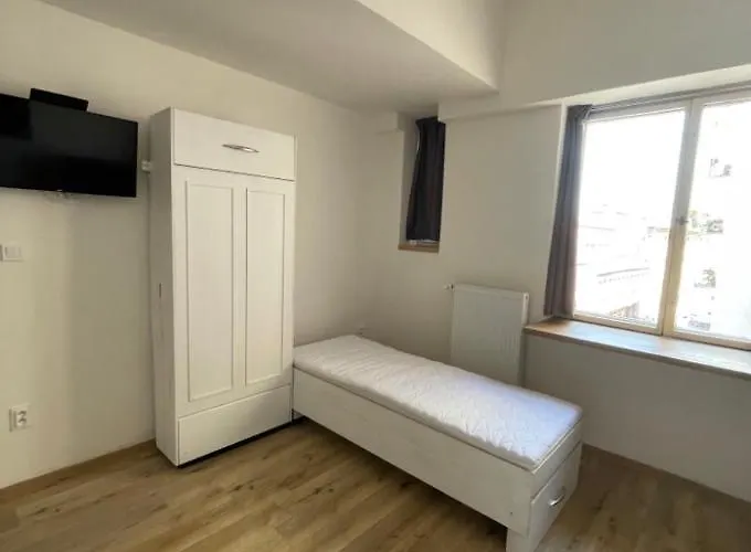 Garsoniera Ostrava - Centrum U Jiraskova Namesti Apartment